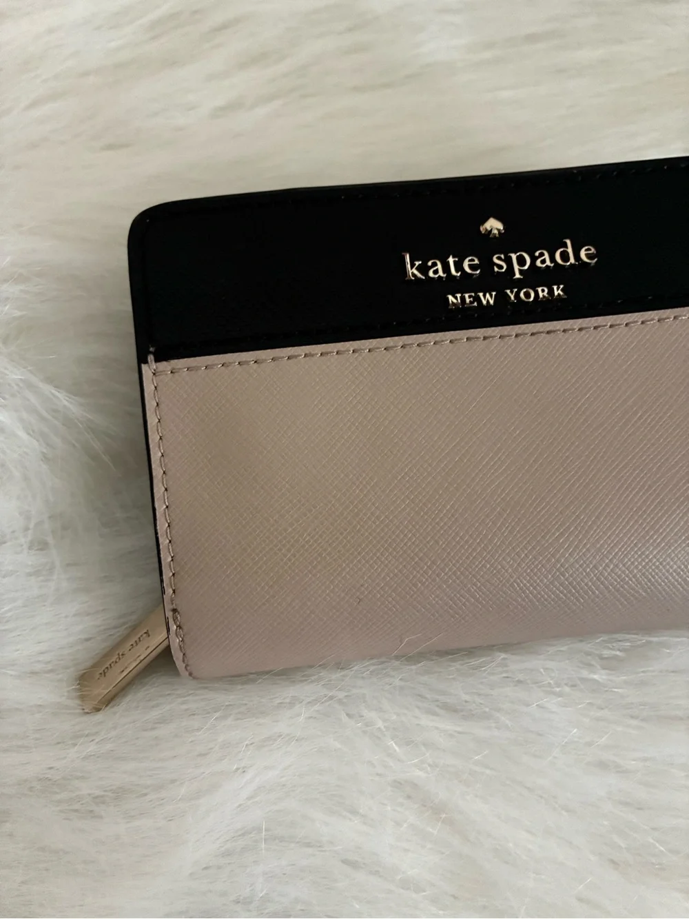 Kate Spade bifold wallet